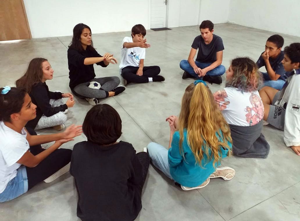 Grupo de adolescentes