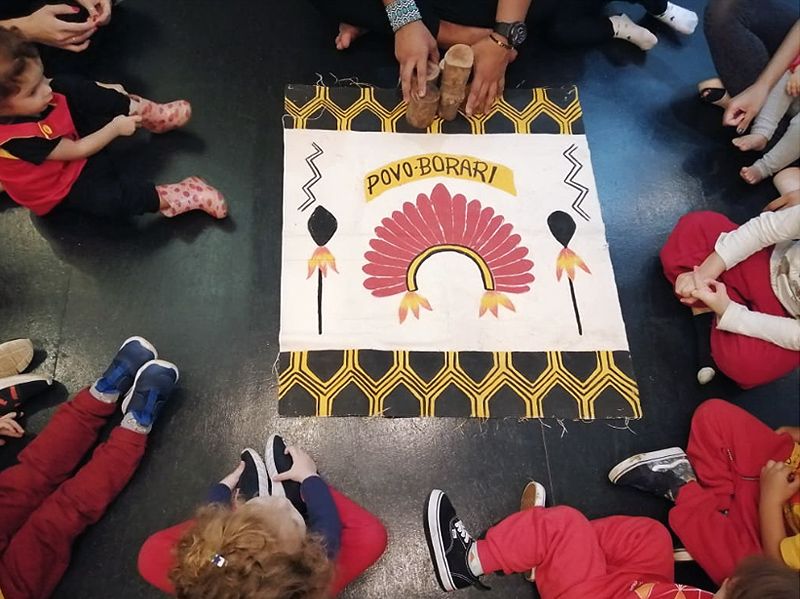 Roda de conversa sobre cultura indígena